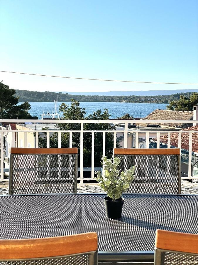 Apartments With A Parking Space Loviste, Peljesac - 19514 Exterior photo
